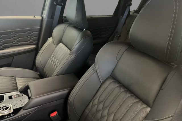 MITSUBISHI OUTLANDER 2.4 MIVEC 4WD PHEV DIAMOND SDA - foto 7