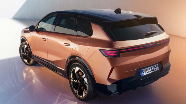 OPEL GRANDLAND HYBRID 145 CV EDCT ULTIMATE - foto 4