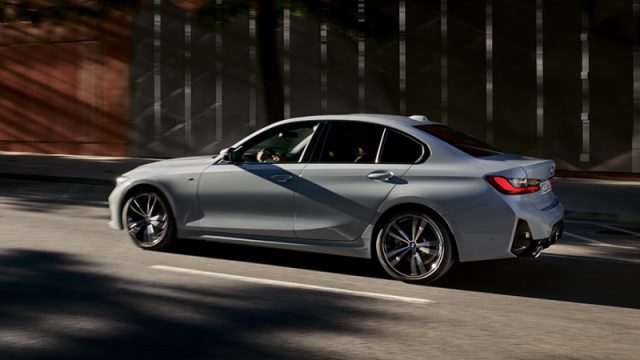 BMW 330 E TOURING HYBRID EDITION - foto 4