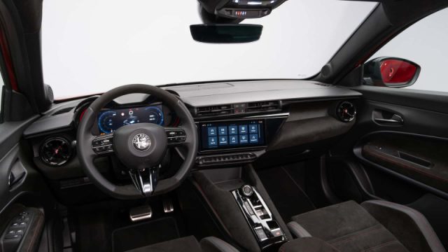 ALFA ROMEO JUNIOR 1.2 145 CV HYBRID EDCT6 Q4 TI - foto 6