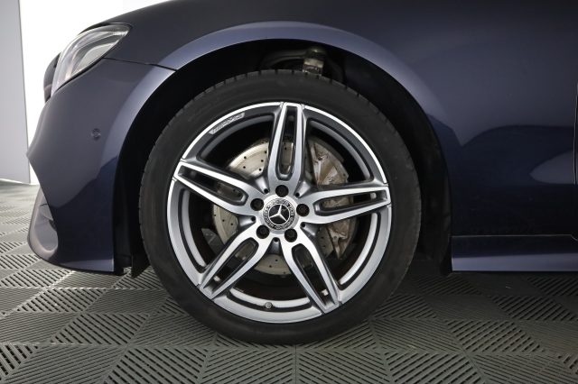 MERCEDES-BENZ CLA SSE E COUPÉ E 220 D 4MATIC AMG-L - foto 7