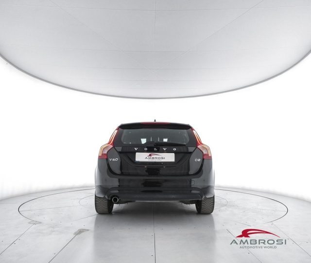 VOLVO V60 D2 GEARTRONIC MOMENTUM - foto 6