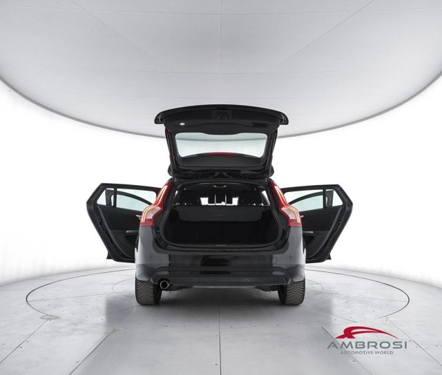 VOLVO V60 D2 GEARTRONIC MOMENTUM - foto 7
