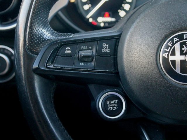 ALFA ROMEO GIULIA VELOCE Q4 210CV ?F1 PELLE CAM UN - foto 36