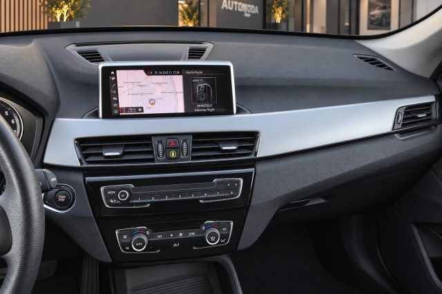 BMW X1 SDRIVE25E BUSINESS ADVANTAGE - foto 8