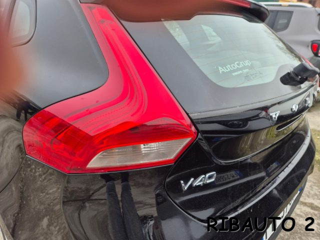 VOLVO V40 D2 INSCRIPTION - foto 7