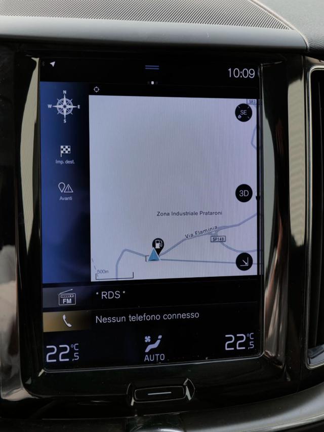 VOLVO XC60 B4 (D) AWD GEARTRONIC MOMENTUM P - foto 9