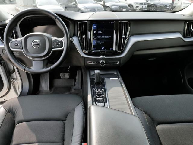 VOLVO XC60 B4 (D) AWD GEARTRONIC MOMENTUM P - foto 7