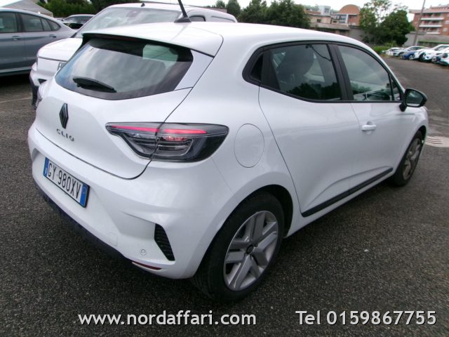 RENAULT Clio - foto: 2