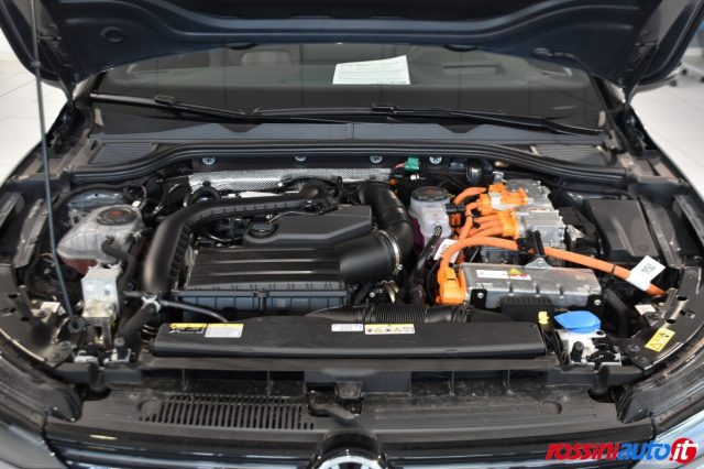VOLKSWAGEN GOLF 8.5 GTE 1.5 E-HYBRID 272 CV DSG  - foto 17