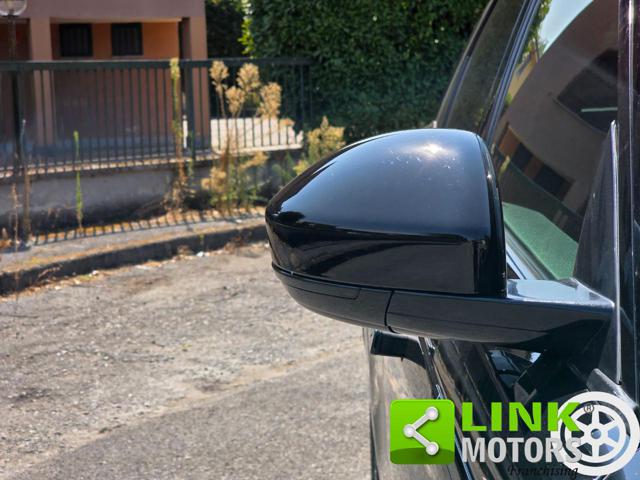 LAND ROVER RANGE ROVER VELAR 2.0D I4 180 CV S FULL BLACK - foto 26