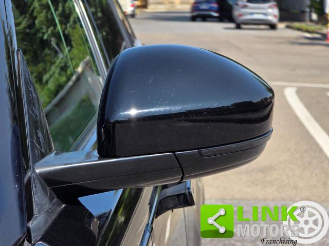LAND ROVER RANGE ROVER VELAR 2.0D I4 180 CV S FULL BLACK - foto 24