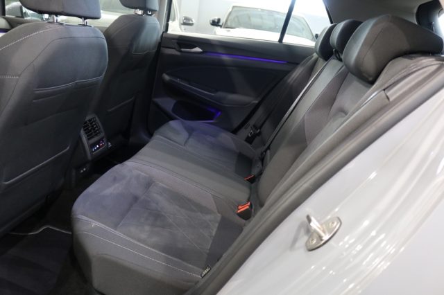 VOLKSWAGEN GOLF 1.5 ETSI 150 CV EVO ACT DSG STYL - foto 17