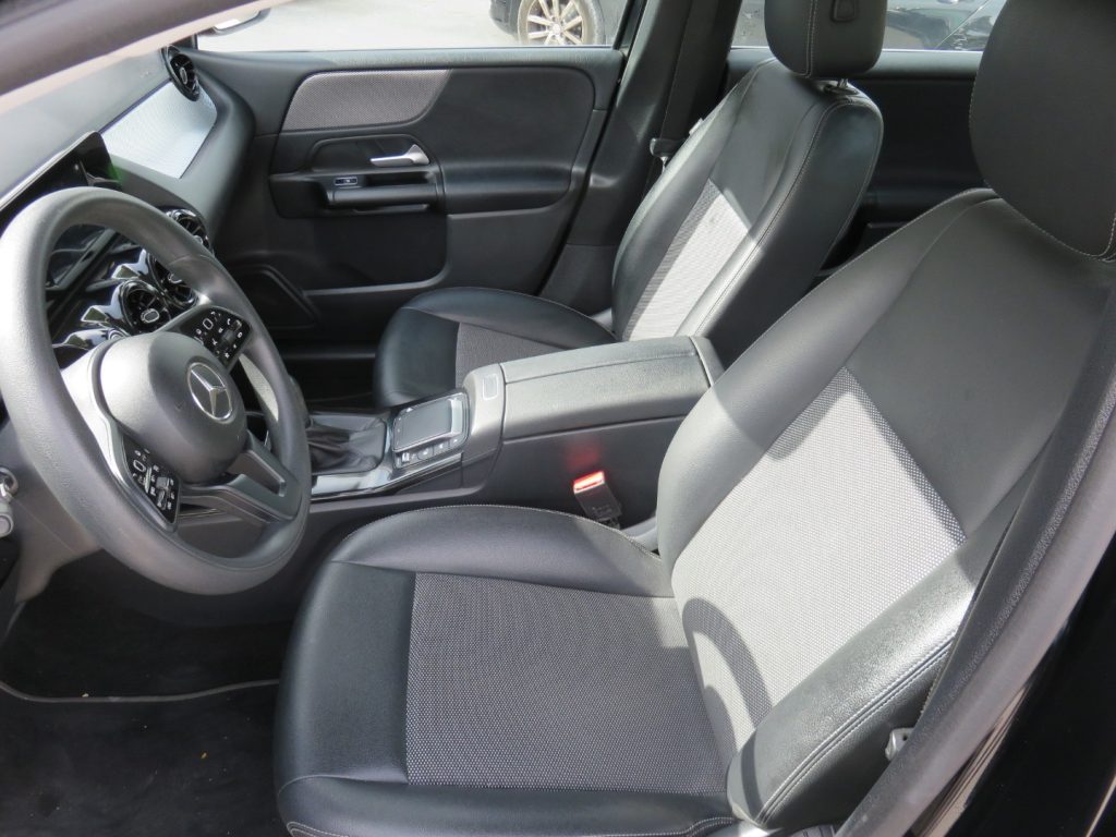 MERCEDES-BENZ B 160