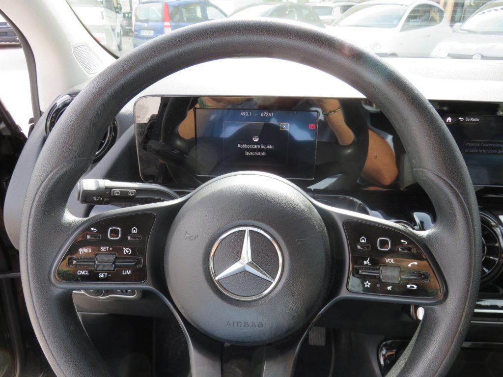 MERCEDES-BENZ B 160