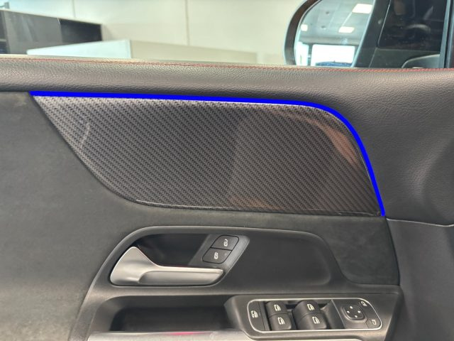 MERCEDES-BENZ GLB 200 D 7 POSTI AMG PREMIUM PLUS AUTOM - foto 30