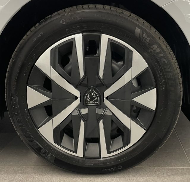 PEUGEOT 208 1.2 TURBO 100 CV BUSINESS KM0 MY - foto 13