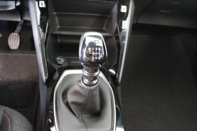 PEUGEOT 208 1.2 TURBO 100 CV BUSINESS KM0 MY - foto 6
