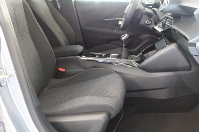 PEUGEOT 208 1.2 TURBO 100 CV BUSINESS KM0 MY - foto 17