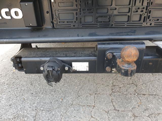 IVECO DAILY CAMPER 12K DI ANTICIPO E15K 30 R - foto 18