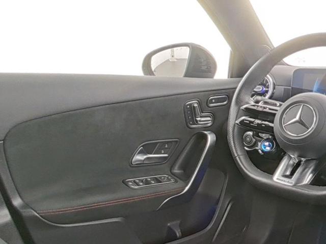 MERCEDES-BENZ A 35 AMG 4MATIC PREMIUM - foto 8
