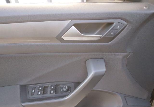 VOLKSWAGEN T-ROC 1.5 TSI - foto 6