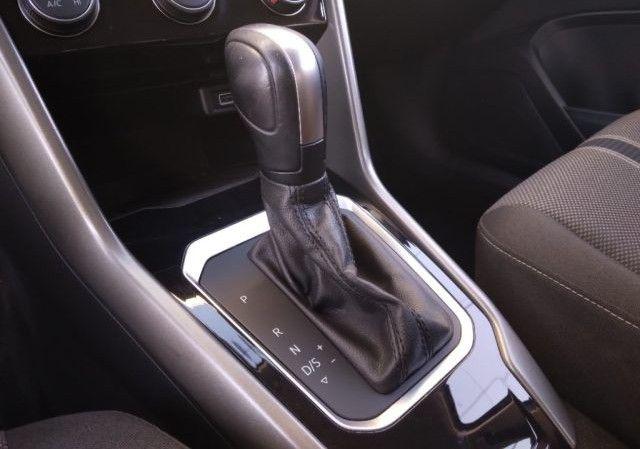 VOLKSWAGEN GOLF VARIANT 2.0 TDI DSG BUSINESS - foto 21