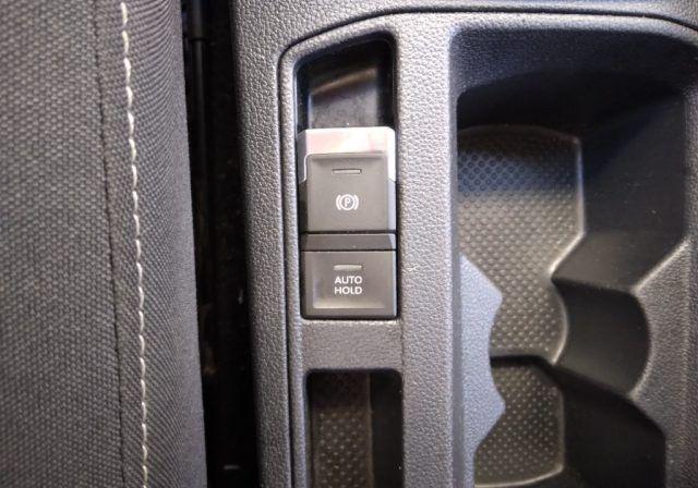 VOLKSWAGEN GOLF VARIANT 2.0 TDI DSG BUSINESS - foto 17