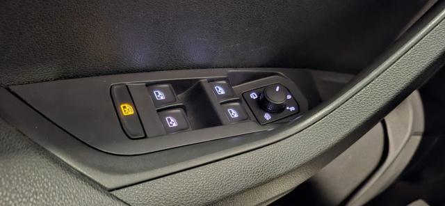SKODA KAROQ 2.0 TDI - foto 15
