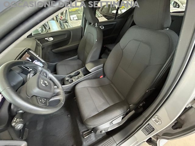 VOLVO XC40 ESSENTIAL - foto 15