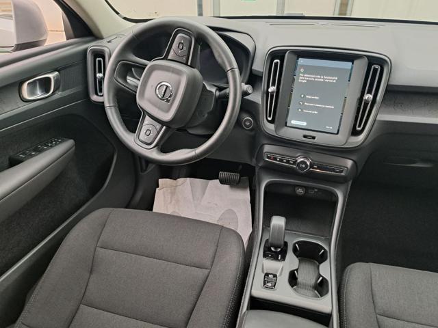 VOLVO XC40 ESSENTIAL - foto 8