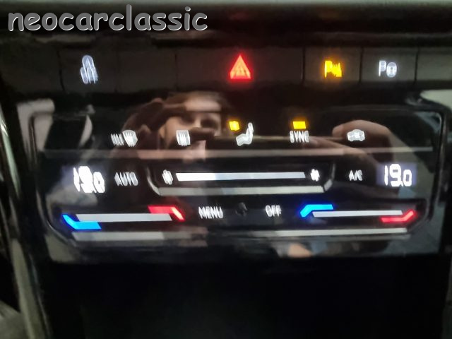 VOLKSWAGEN T-ROC 2.0 TDI SCR R-LINE - foto 16