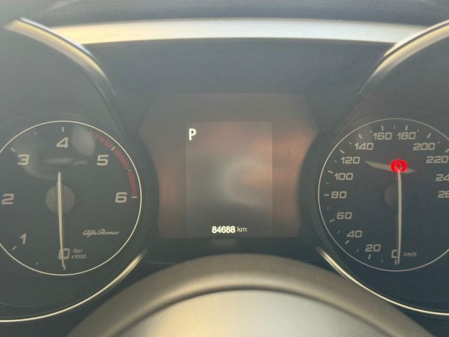 ALFA ROMEO GIULIA 2.2 TURBODIESEL 150 CV AT8 - foto 11