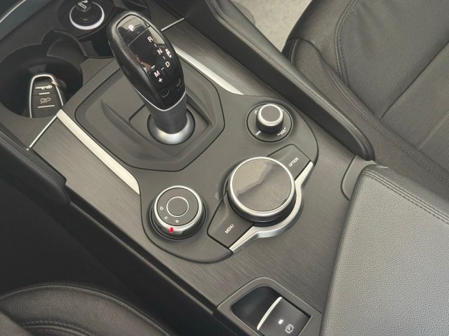 ALFA ROMEO GIULIA 2.2 TURBODIESEL 150 CV AT8 - foto 12