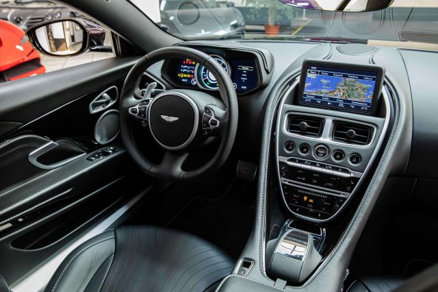 ASTON MARTIN DB 11 COUPE'|V8|360°VIEW|BRIGHT PAC - foto 12