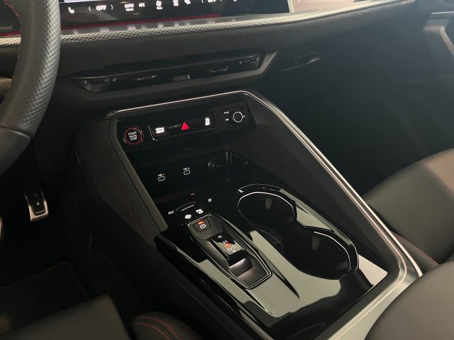 AUDI SQ5 AUDI  SPORTBACK SPORT ATTITUDE T - foto 8