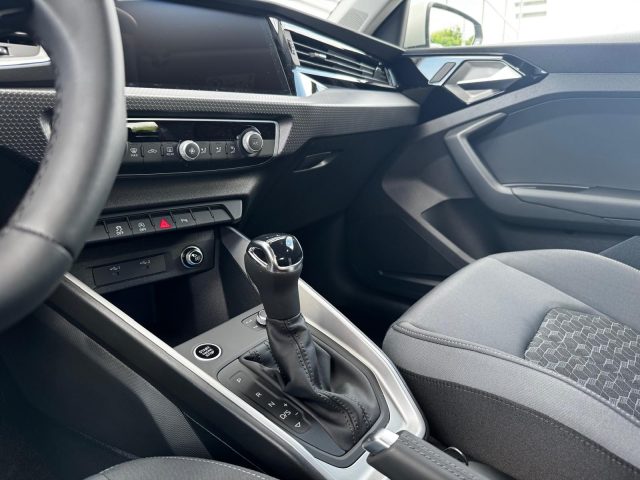 AUDI A1 SPORTBACK 30 TFSI S-TRONIC S LIN - foto 8