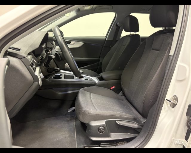 AUDI A4 AVANT 30 TDI MHEV S-TRONIC BUSIN - foto 8