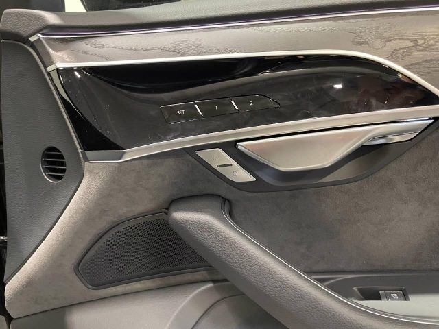 AUDI A8 60 TFSIE QUATTRO TIPTRONIC - foto 11