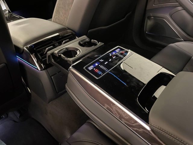 AUDI A8 60 TFSIE QUATTRO TIPTRONIC - foto 14