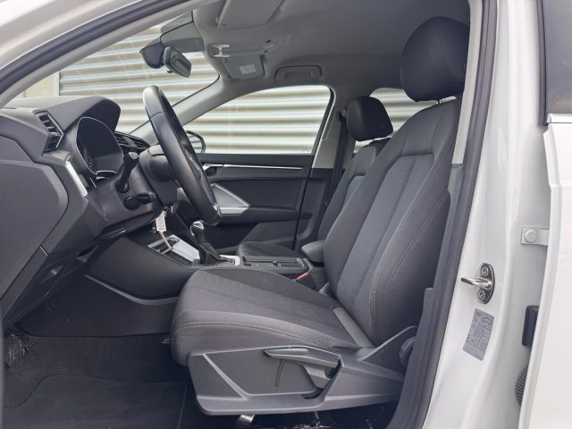 AUDI Q3 45 TFSIE S-TRONIC S-LINE EDITION - foto 9