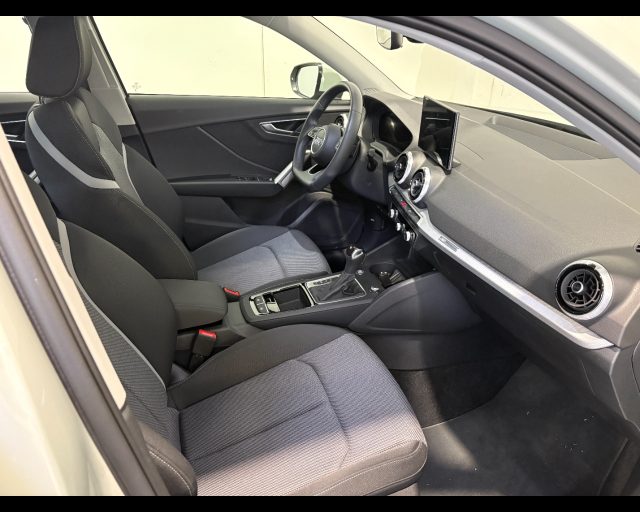 AUDI Q2 35 TDI S-TRONIC S-LINE EDITION - foto 6