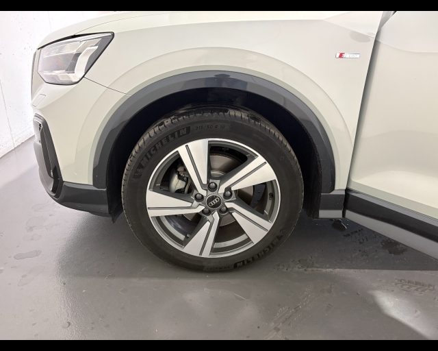 AUDI Q2 35 TDI S-TRONIC S-LINE EDITION - foto 9