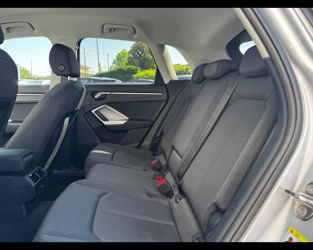 AUDI Q3 35 TDI S-TRONIC BUSINESS ADVANCE - foto 10