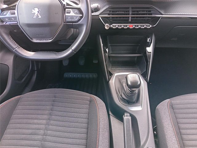 PEUGEOT 2008 2ª SERIE  BLUEHDI 110 S&S ALLURE - foto 17