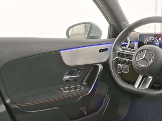 MERCEDES-BENZ A 180 AUTOMATIC AMG LINE ADVANCED - foto 8