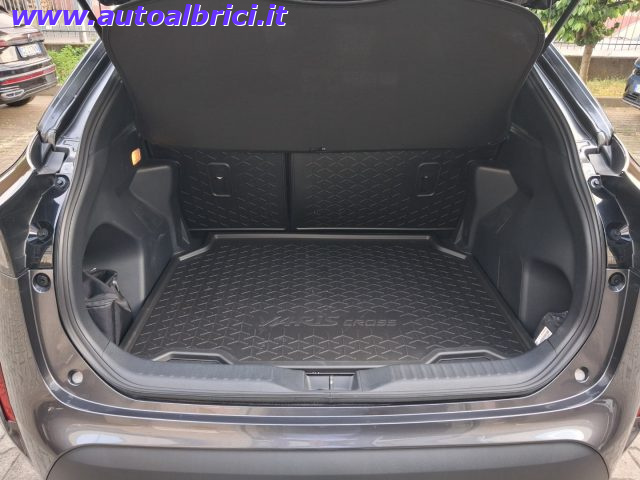 TOYOTA YARIS CROSS 1.5 HYBRID 130 CV E-CVT TREND KM - foto 35
