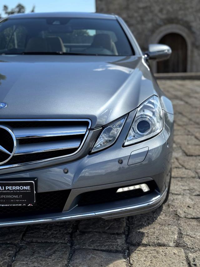 MERCEDES-BENZ E 350 CGI COUPÉ AVANTGARDE - foto 28