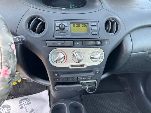 TOYOTA YARIS 1.4 TDI D-4D CAT 3 PORTE SOL - foto 16