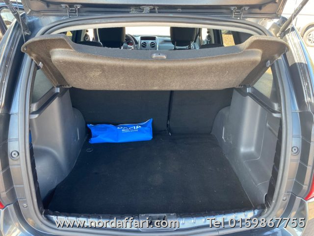 DACIA Duster - foto: 4